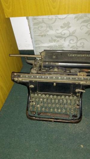 Máquina de escribir marca continental antigua