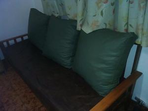 VENDO FUTON 3 CUERPOS CUERO casi nuevo