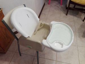 VENDO HERMOSA SILLA PARA COMER ADAPTABLE