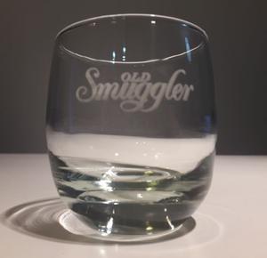 Vasos de Whisky. Con el Logo de Old Smuggler. Comprando 6