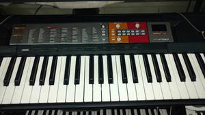 Yamaha Psr F50