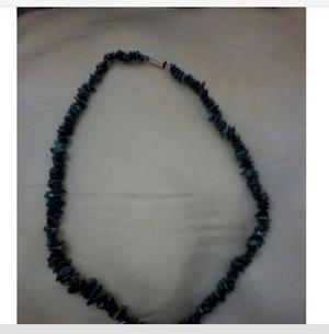 collar irregular de hematites