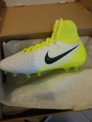 Botines botitas Nike magista