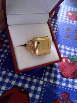 Vendo anillo de oro 18k de 8gr