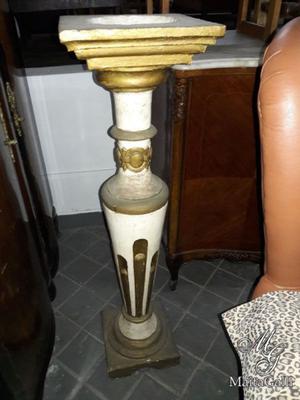 Antiguo Pedestal De Yeso Pintado Dorado. Cód.: #