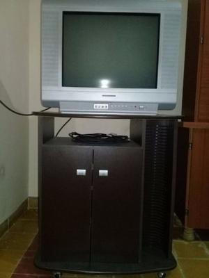 Televisor pantalla plana 21" con mesa