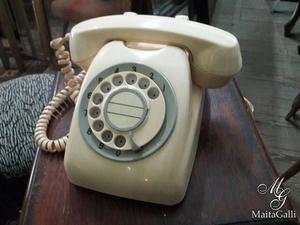 Teléfono Antiguo Retro Color Claro. Cód.: #