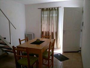 Vendo mesa y 4 sillas barrio universidad