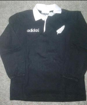 Buzo adidas all blacks original talle 4