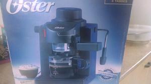 Cafetera Oster para cafe espresso y cappuccino