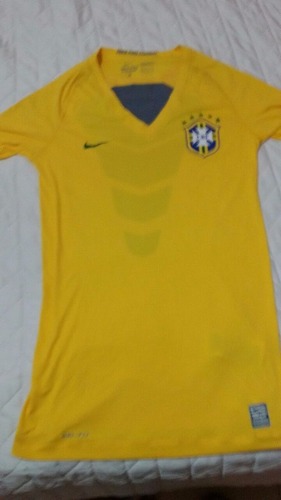 Camiseta Combat Pro Nike Seleccion Brasil Unica. Importada