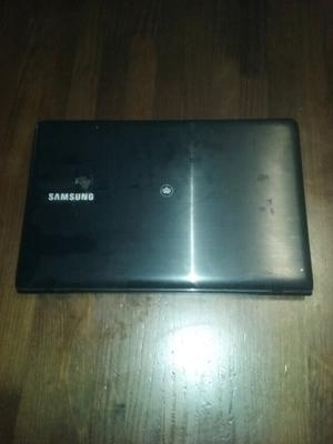 Vdo o permuto notebook Samsung