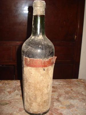botella antigua llena