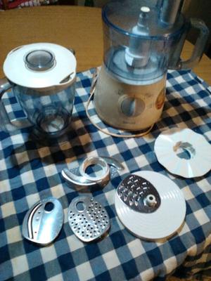 1 Multiprocesadora Philips