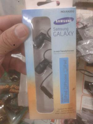 Auricular Samsung tipo boton, nuevo, con garantía, es un