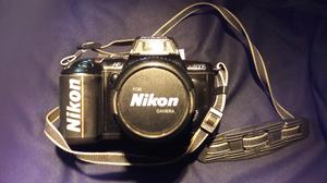 Camara reflex NiKon y flash Nikon speedlight