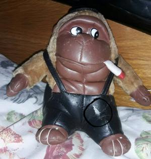 Hermoso mono fumador.