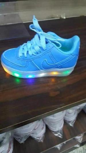 Zapatillas con luces LED