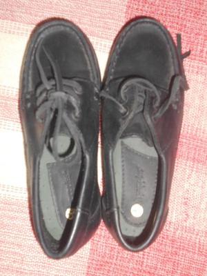 Zapatos negros Niño HUSH PUPPIES Talle: