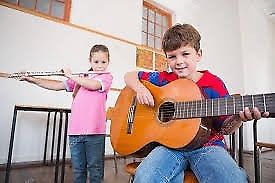 Profesora Guitarra Clases de Guitarra para Chicos