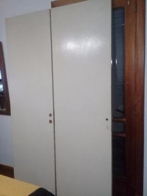 VENDO 2 PUERTA PLACA DE MADERA