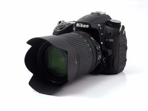 Vendo Nikon D + Lente de 