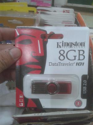 Pen drive 8 gb sellado kingstone. Nuevo. Clase 10 con