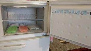 Vendo heladera con freezer