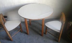 mesa para chicos con sillitas