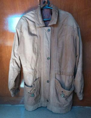 Campera de nobuk marrón talle 38