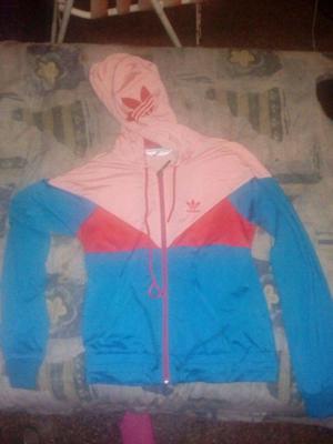 Campera adidas de mujer