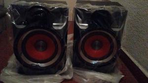 NUEVOS !!!! 2 PARLANTES SAMSUNG