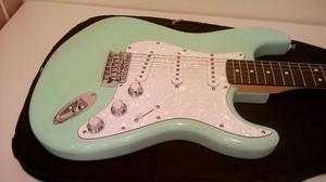 Squier Stratocaster Vintage Modified Surf Green Impecable