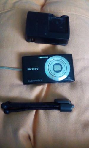 VENDO CAMARA DE FOTOS DIGITAL “SONY” CYBER SHOT,DE 14.1