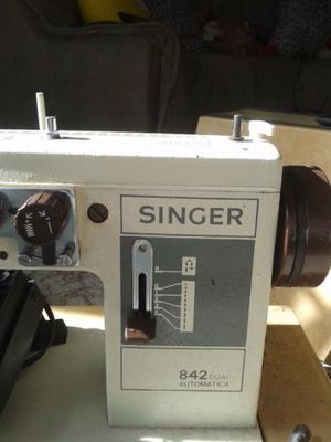 maquina de coser SINGER MOD. 842 automatica dual.