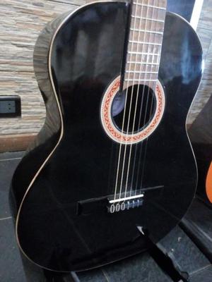 Guitarra criolla nueva