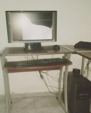 PC completa, monitor roto