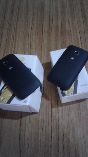 Vendo 2 celulares Moto e.