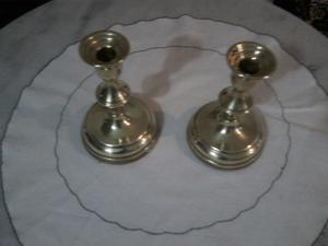 2 candelabros antiguos