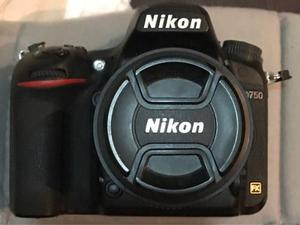 Nikon D750 Muy Poco Uso. Impecable.