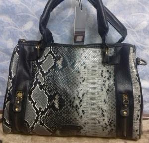 Vendo cartera modelo unico