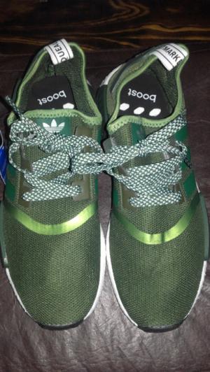 Zapatillas Verdes Adidas Nuevas en caja!
