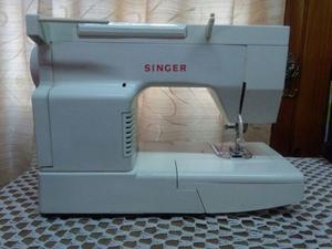 vendo màquina de coser marca singer $ 