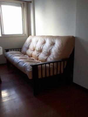 Futon ECOCUERO usado 4 cuerpos