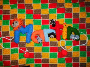 Guirnaldas con nombres tejidas a crochet