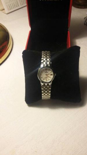 RELOJ TRESSA EN CAJA HERMOSO