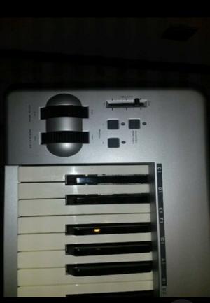 Teclado controlador midi M-audio