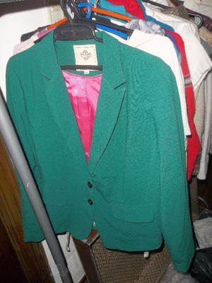 BLAZER SACO VERDE FORRADO - TALLE L- $400