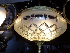 Bella lámpara colgante, araña bronce. Antigua Saudade