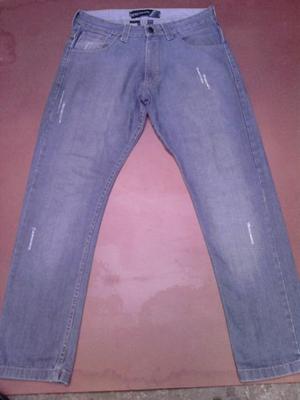 JEANS (EFECTO UNO) TALLE 32. TE .